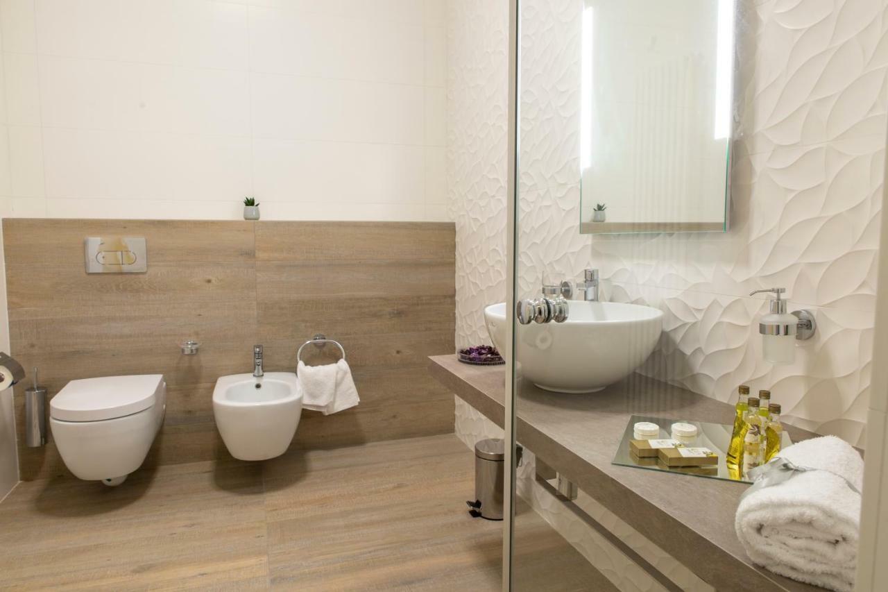 Aurum Suites Pescara Eksteriør billede