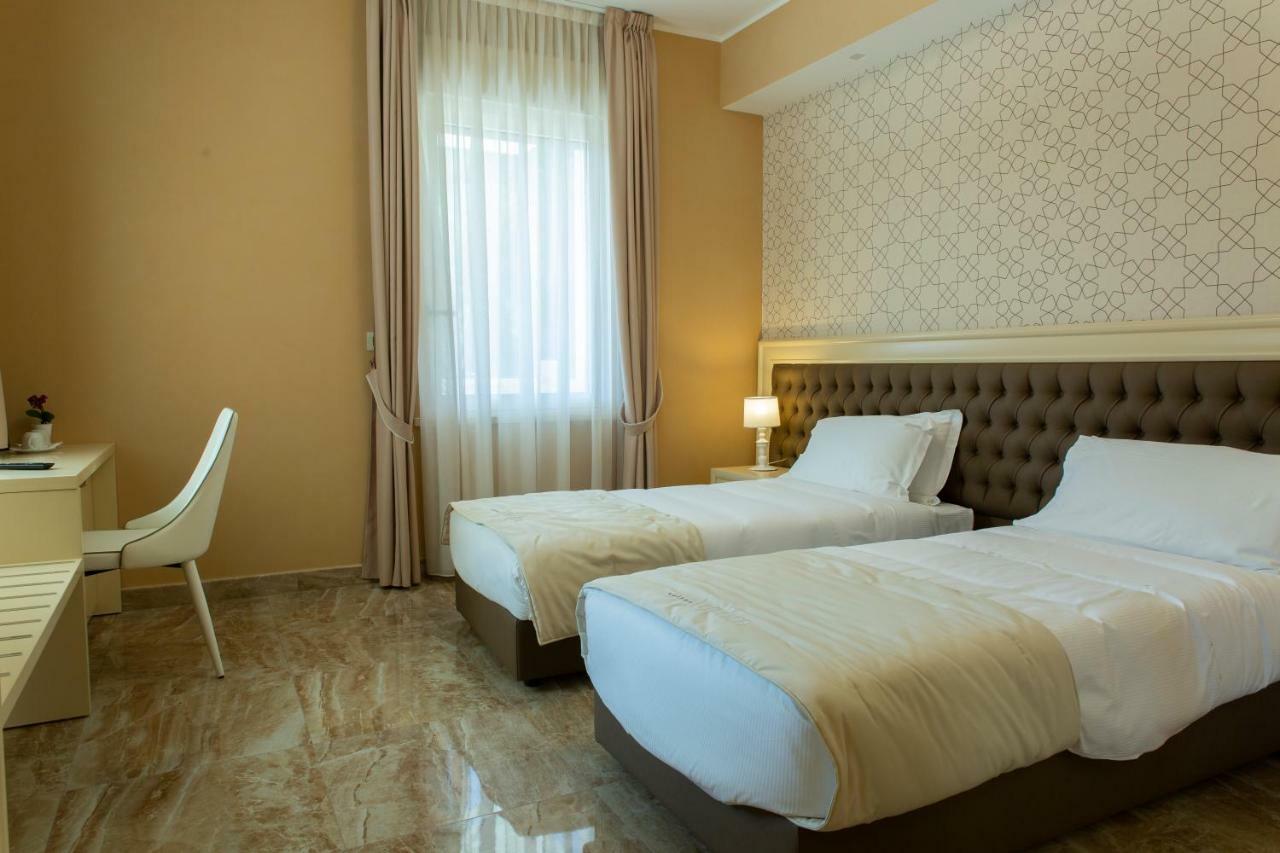 Aurum Suites Pescara Eksteriør billede