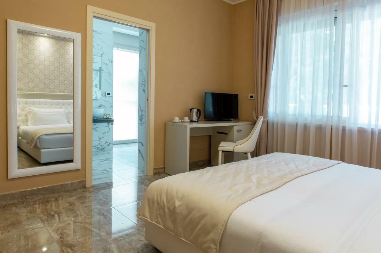 Aurum Suites Pescara Eksteriør billede