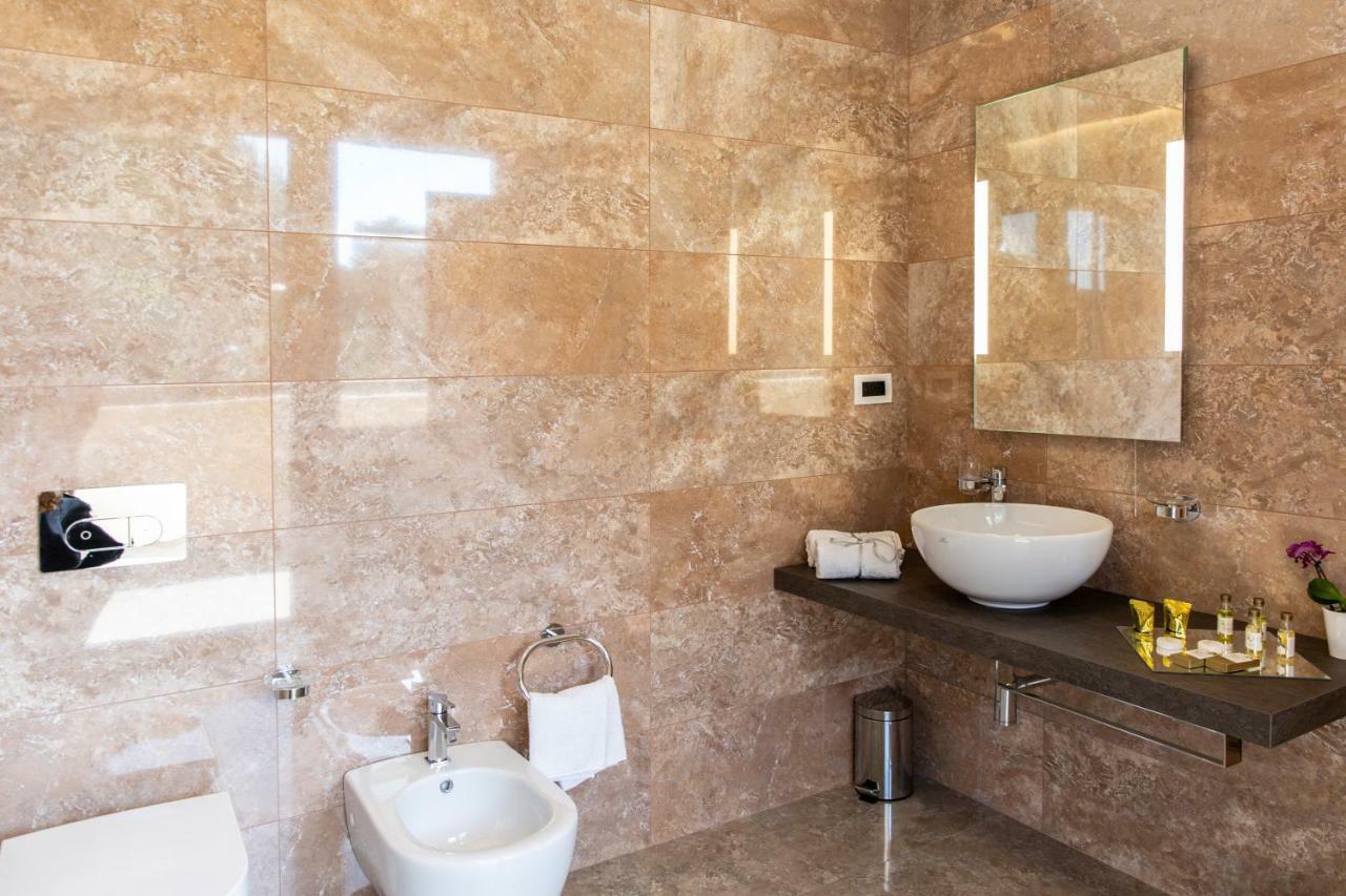 Aurum Suites Pescara Eksteriør billede