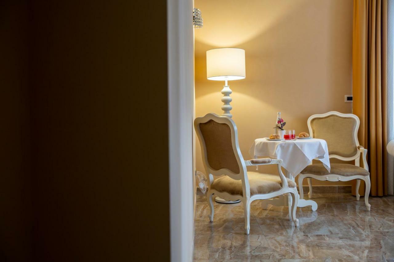 Aurum Suites Pescara Eksteriør billede
