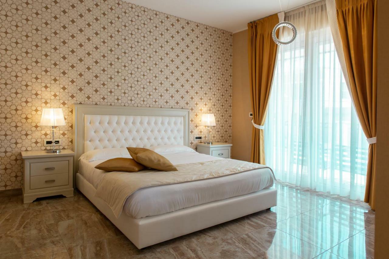 Aurum Suites Pescara Eksteriør billede