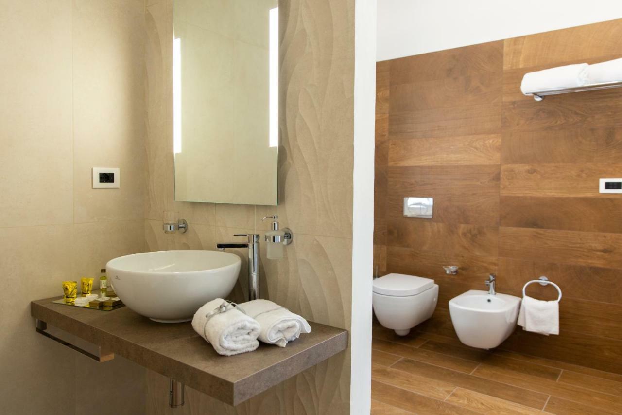 Aurum Suites Pescara Eksteriør billede