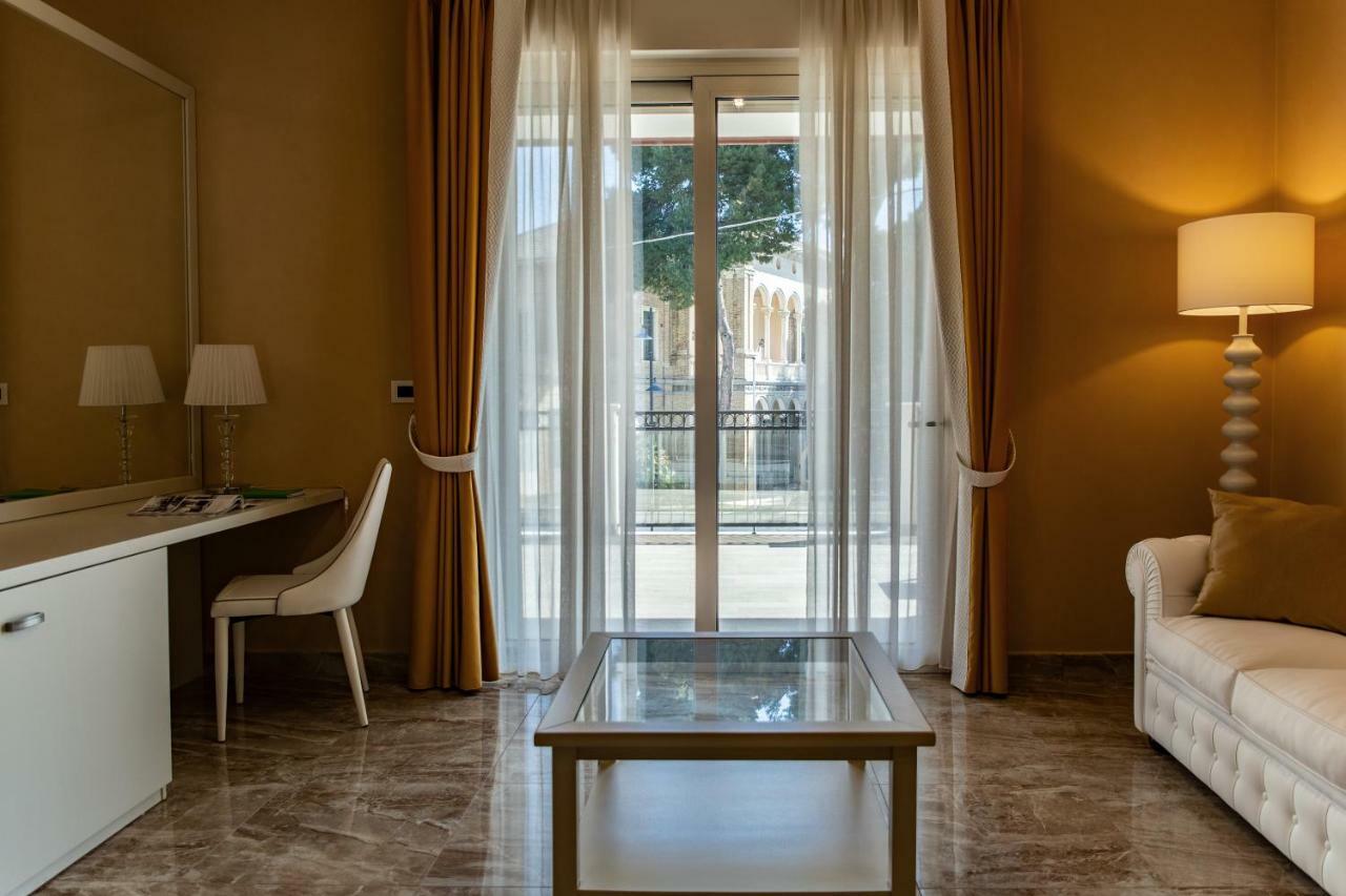 Aurum Suites Pescara Eksteriør billede